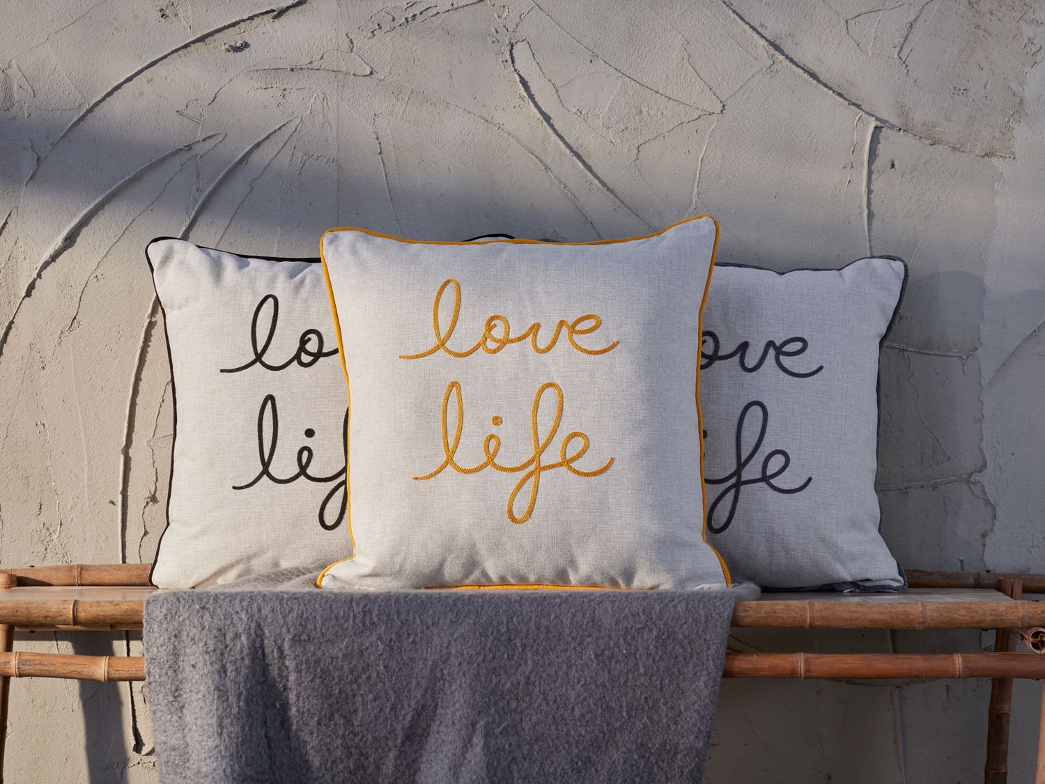 Love Life Kırlent 50 x 50 - Gri