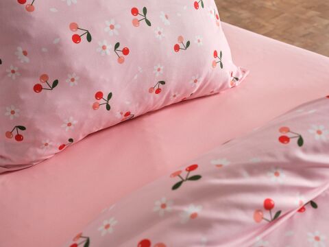 Ranforce Joyful Cherry Nevresim Takımı Çift Kişilik