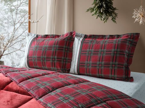 Marla Next Comforter Set
