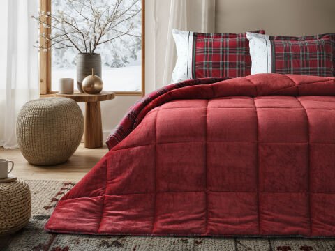 Marla Next Comforter Set