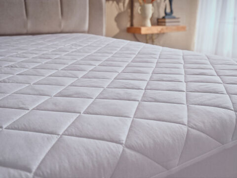 Comfyline Koruyucu Fitted Alez 180 x 200 cm - Beyaz