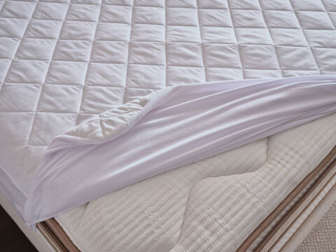 Comfyline Sıvı Geçirmez Fitted Alez 150 x 200 cm - Beyaz